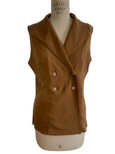 Sleeveless Wide Lapel